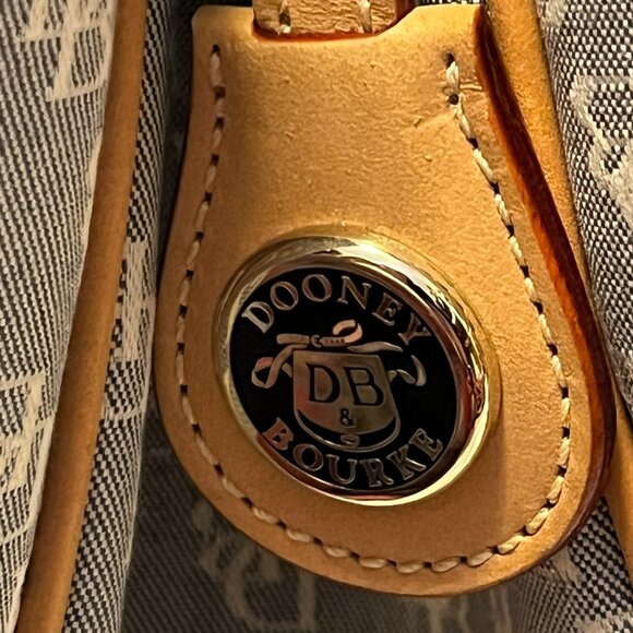Dooney & Bourke Signature Buckle Satchel – Grey/White with Natural Trim - Picture 9 of 16